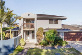 1 23 Booyong Street, Evans Head